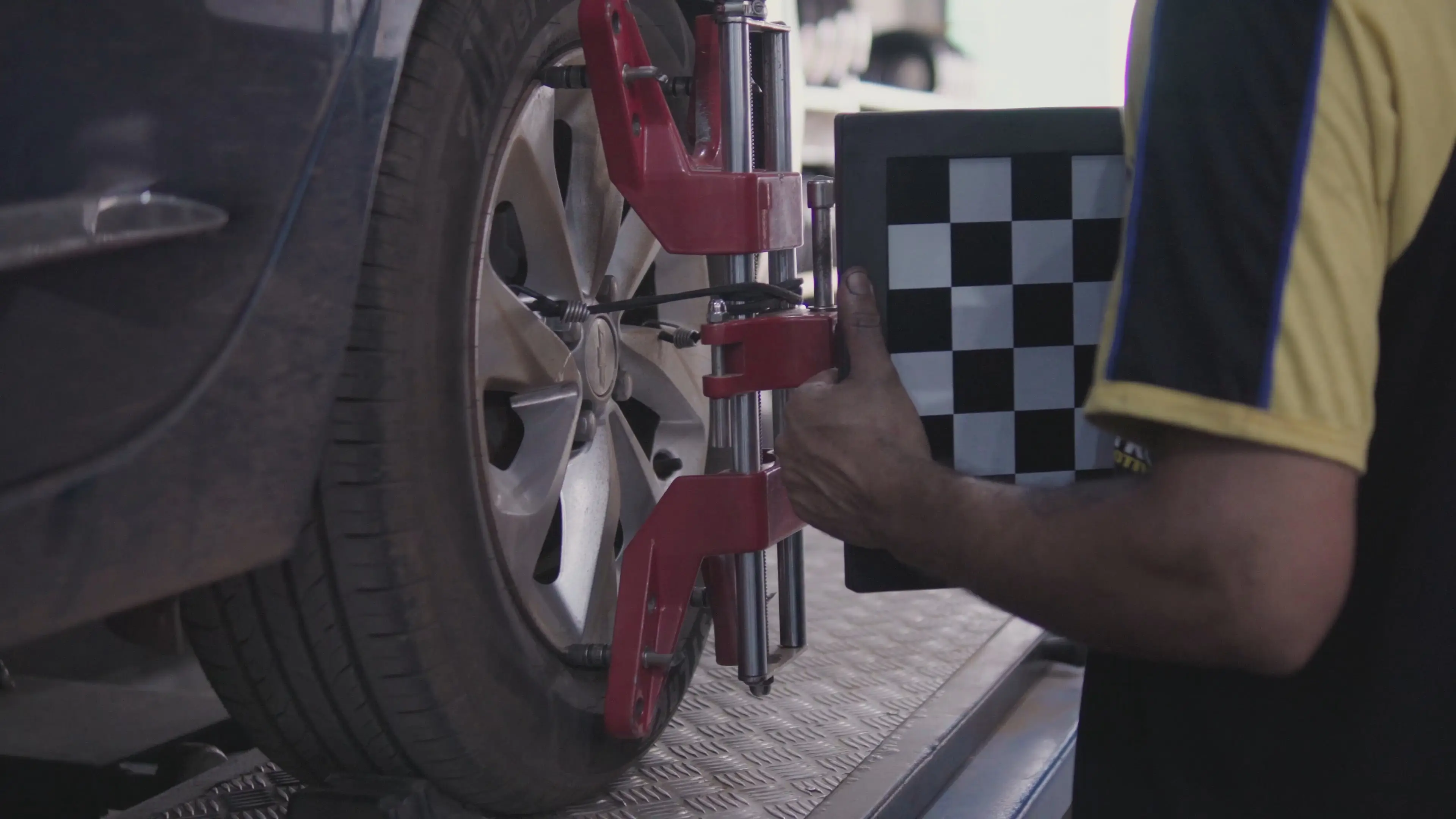 Interior da oficina WF Centro Automotivo